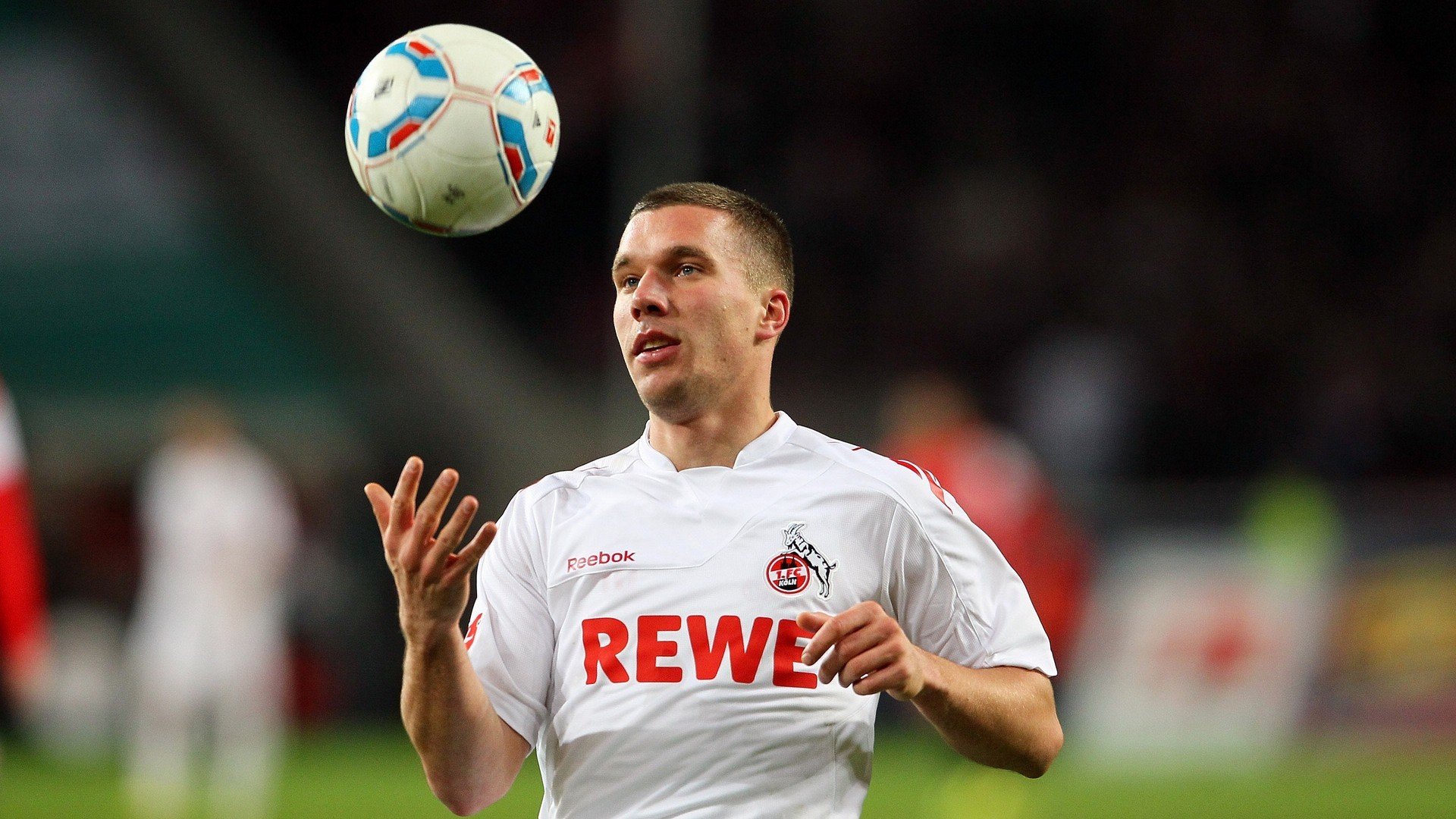 当牙买加终结马德里竞技式足球，2026世界杯，穆勒的空间魔术如何接管比赛